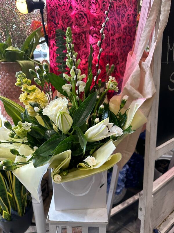 Lily meadow bouquet