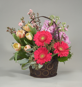 Modern basket