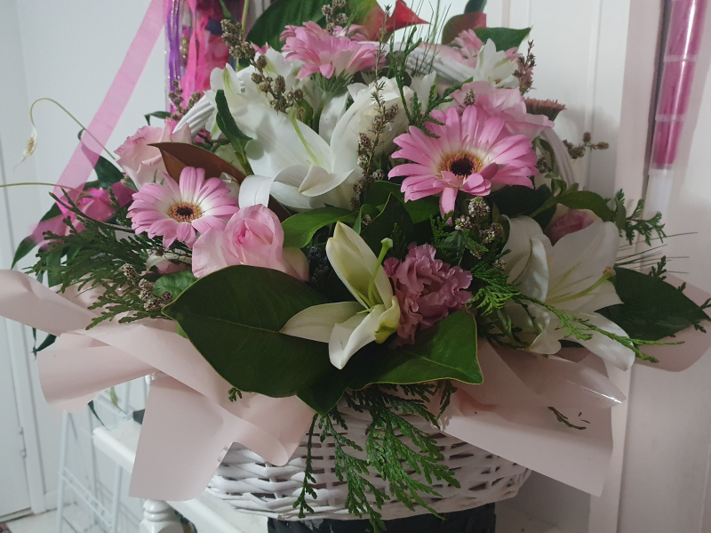 Flowers delivered to customer