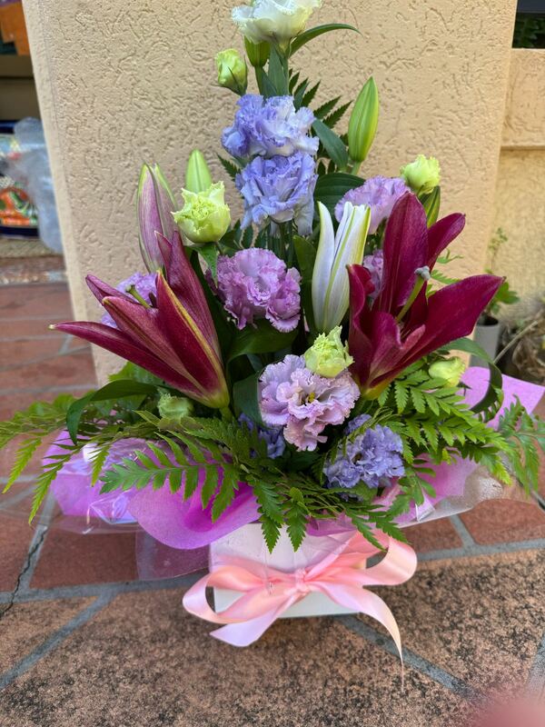 Flowers delivered to customer