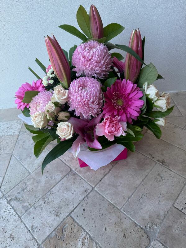 Flowers delivered to customer