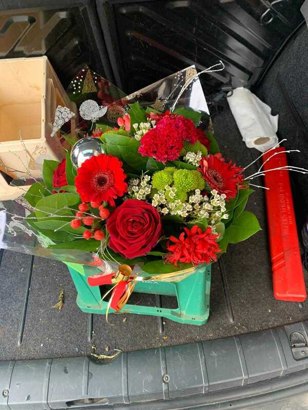 Flowers delivered to customer
