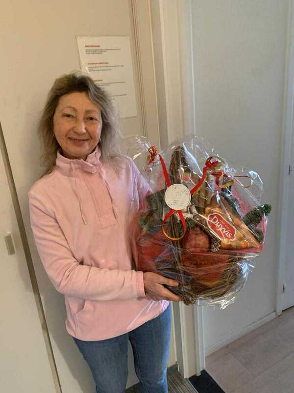 Flowers delivered to customer