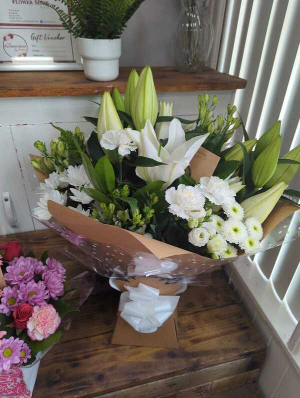 Flowers delivered to customer