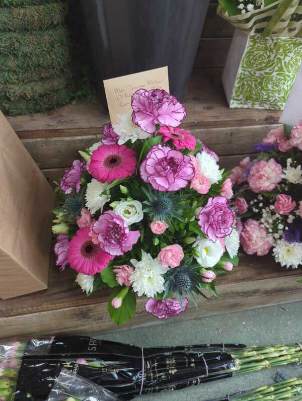 Flowers delivered to customer