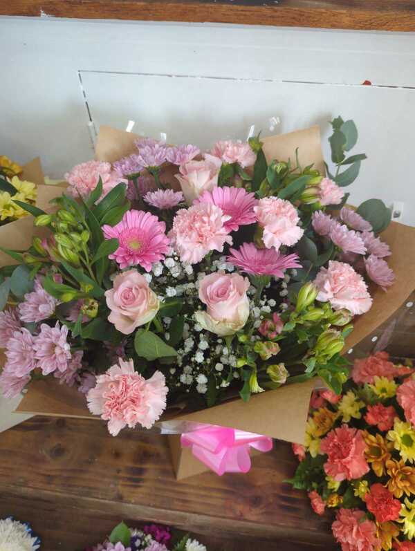 Flowers delivered to customer
