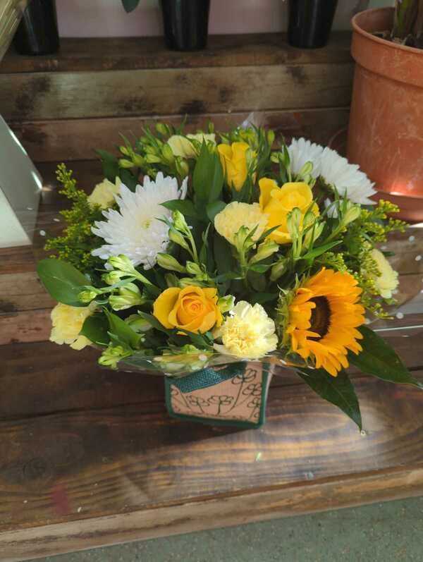 Flowers delivered to customer