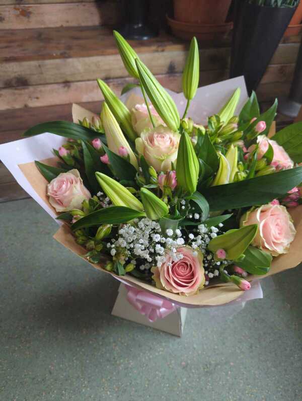 Flowers delivered to customer