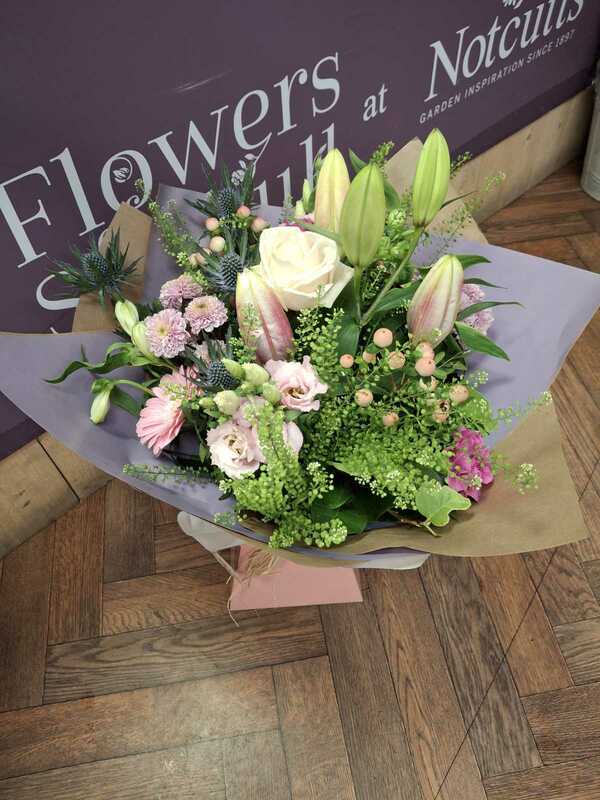 Flowers delivered to customer