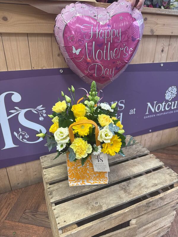 Flowers delivered to customer