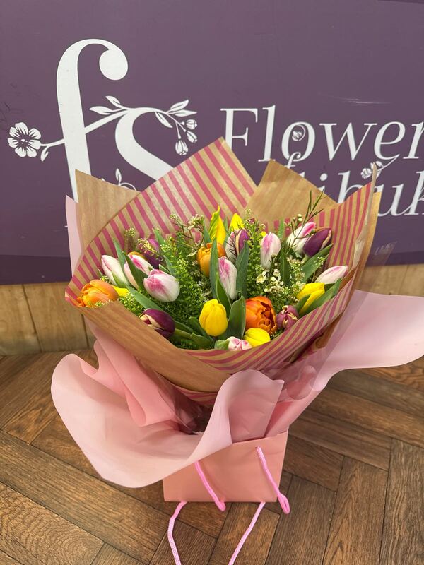 Flowers delivered to customer