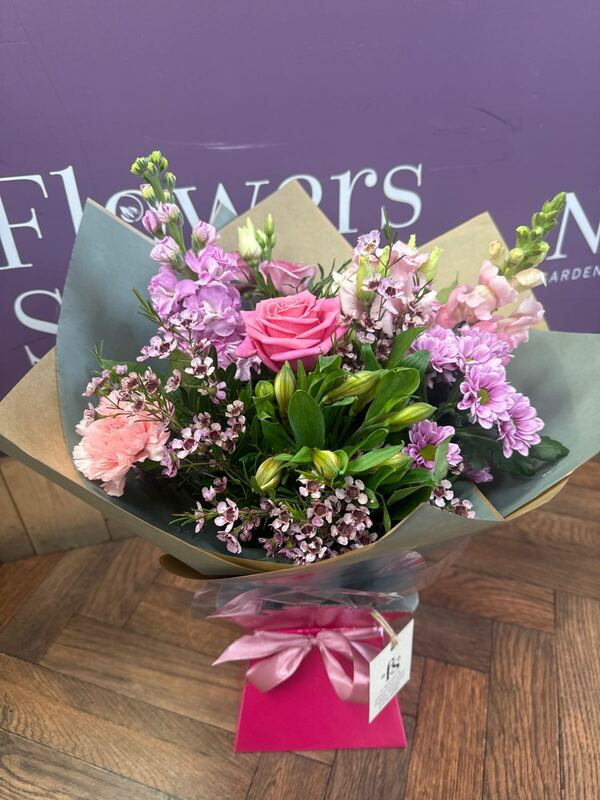 Flowers delivered to customer