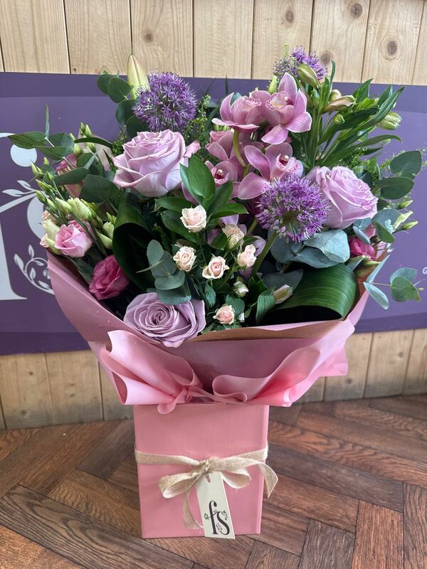 Flowers delivered to customer