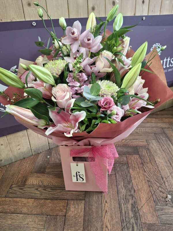 Flowers delivered to customer