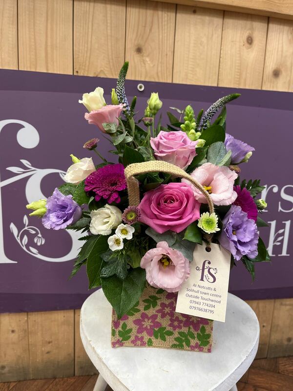 Flowers delivered to customer