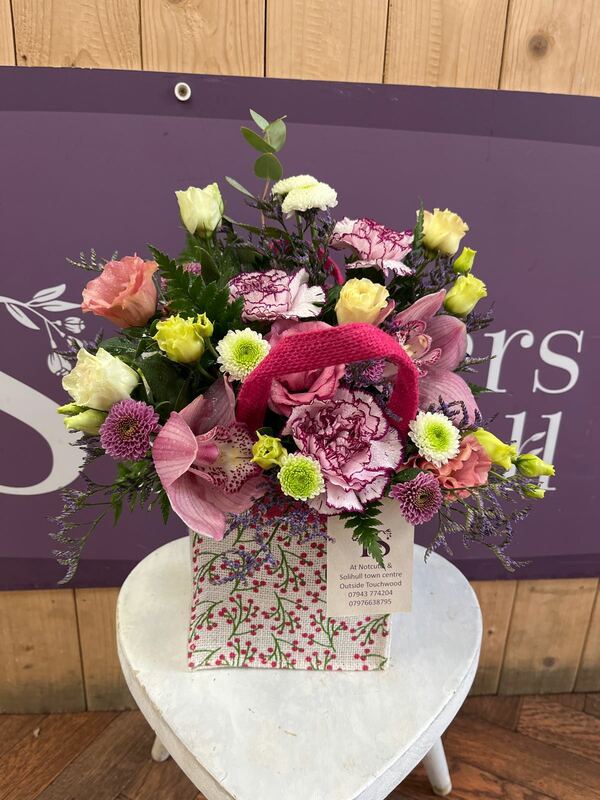 Flowers delivered to customer