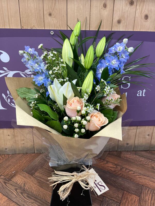 Flowers delivered to customer