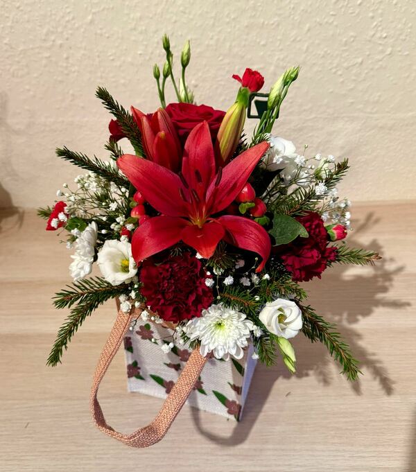 Flowers delivered to customer
