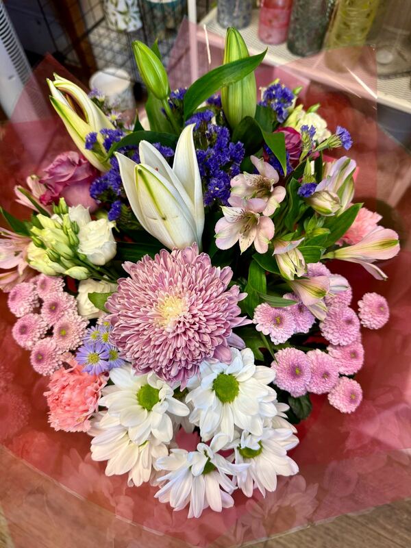 Flowers delivered to customer