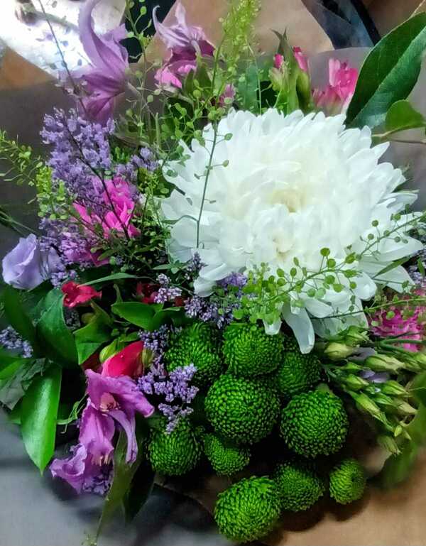 Flowers delivered to customer