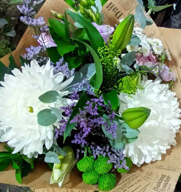 Flowers delivered to customer