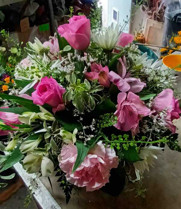 Flowers delivered to customer