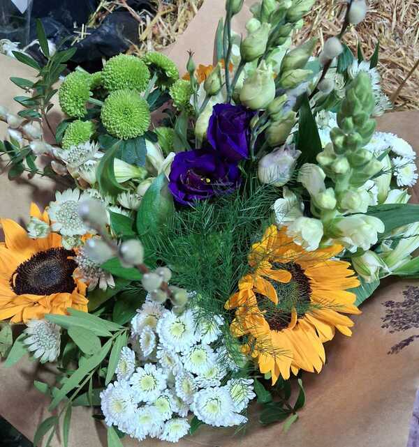 Flowers delivered to customer