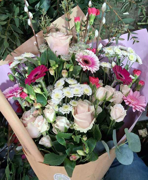 Flowers delivered to customer