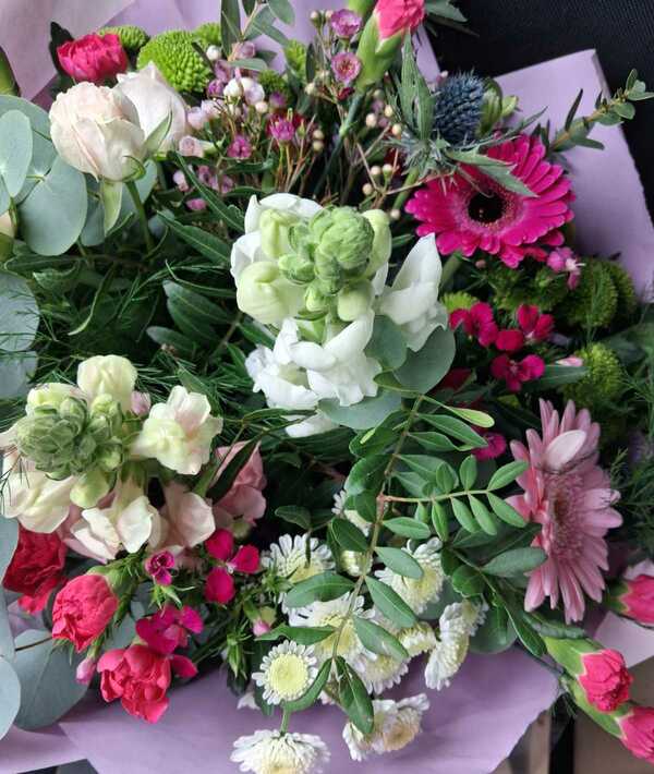 Flowers delivered to customer