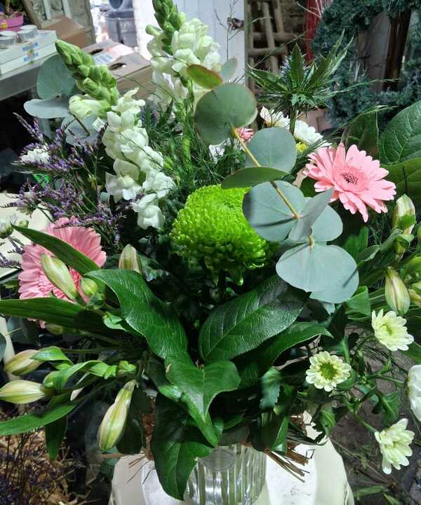 Flowers delivered to customer