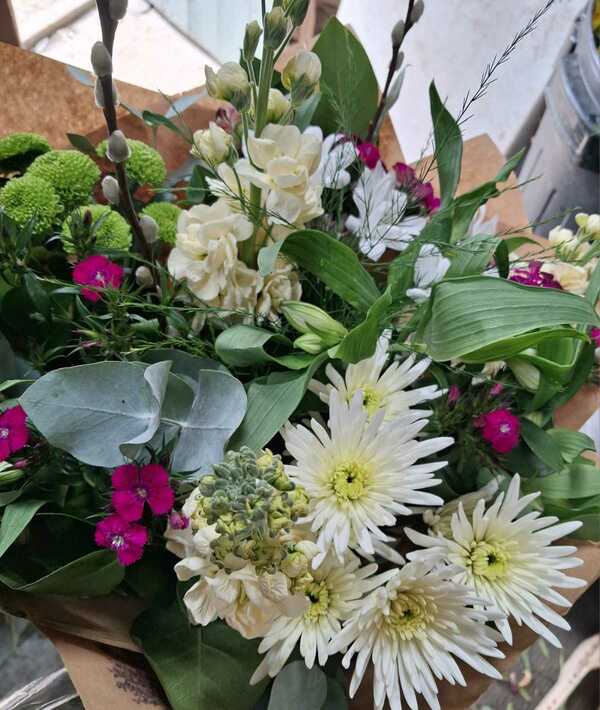 Flowers delivered to customer