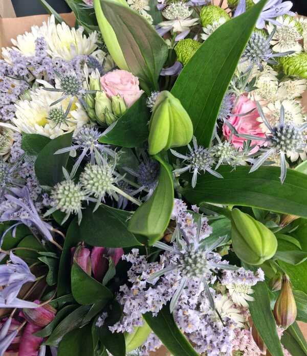Flowers delivered to customer