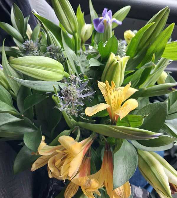 Flowers delivered to customer