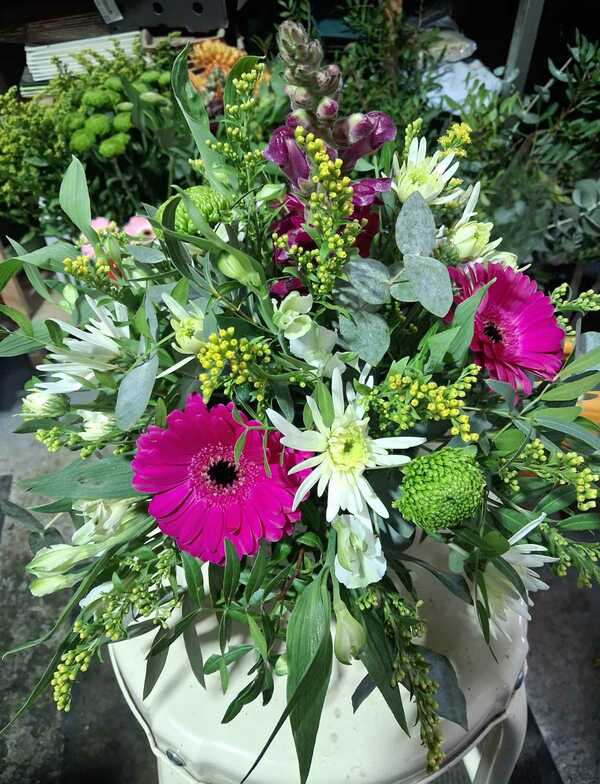 Flowers delivered to customer