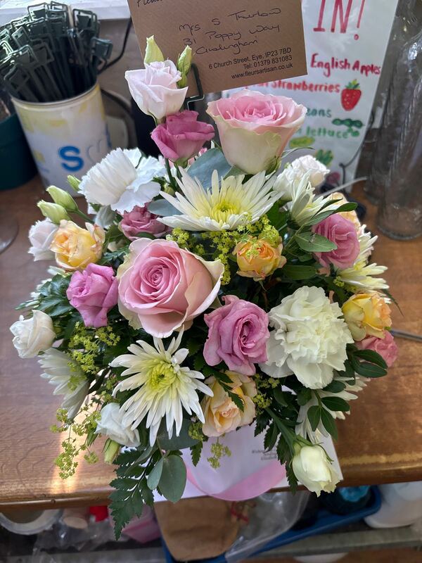 Flowers delivered to customer