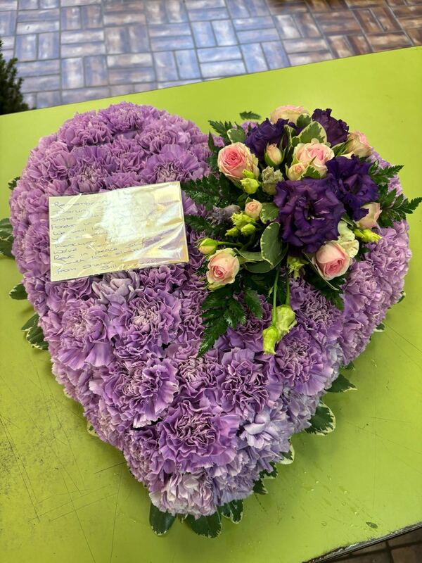 Flowers delivered to customer