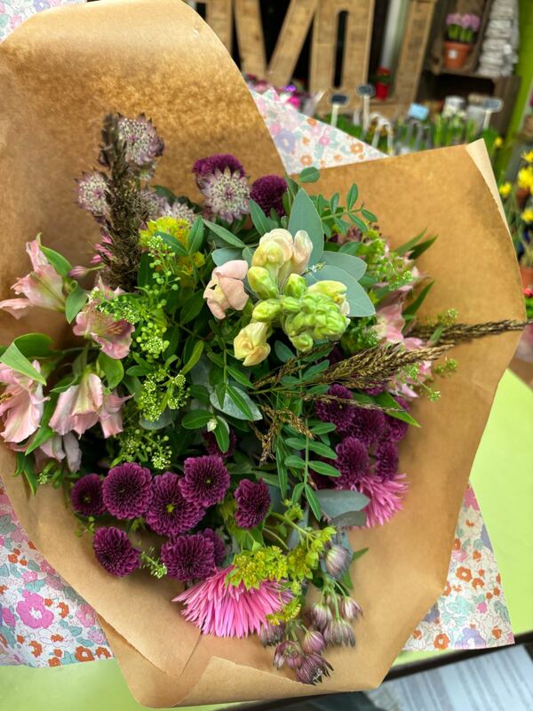 Flowers delivered to customer