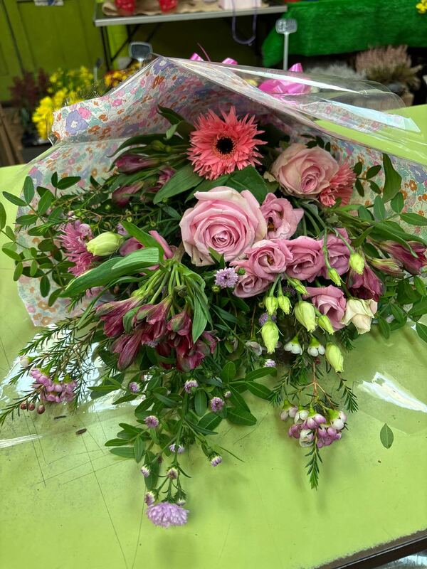 Flowers delivered to customer
