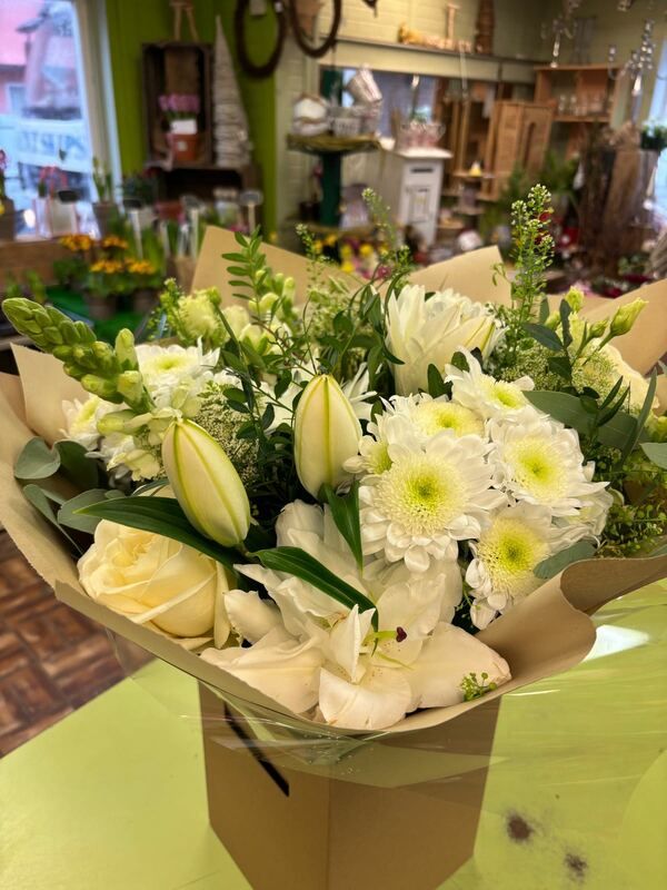 Flowers delivered to customer