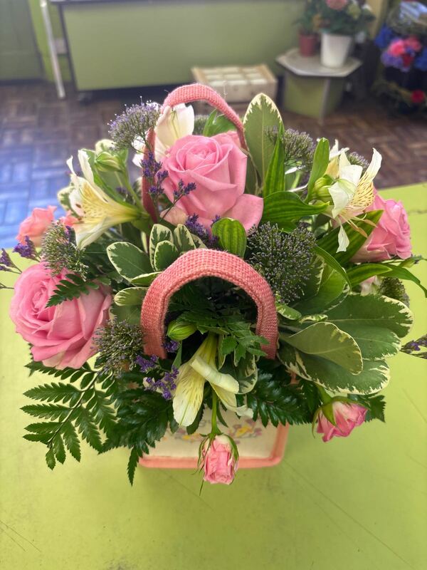 Flowers delivered to customer