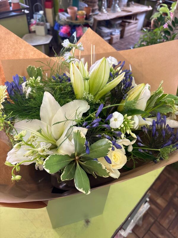 Flowers delivered to customer