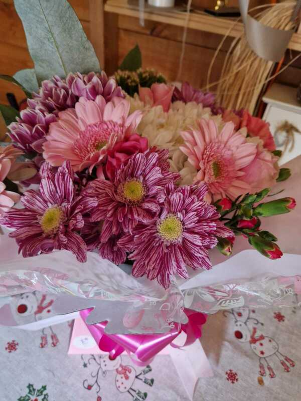 Flowers delivered to customer