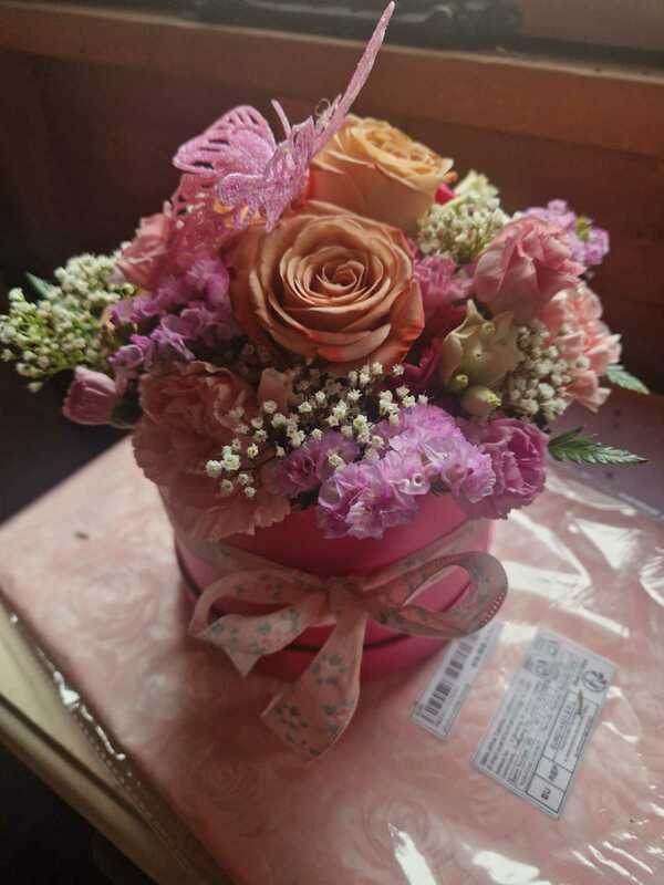 Flowers delivered to customer