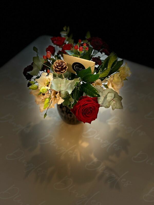 Flowers delivered to customer