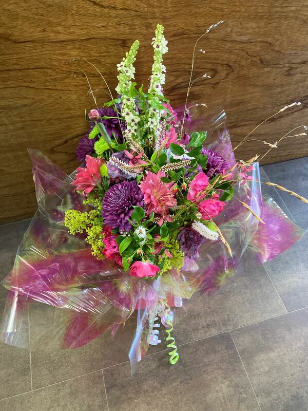 Flowers delivered to customer