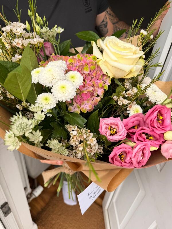 Flowers delivered to customer