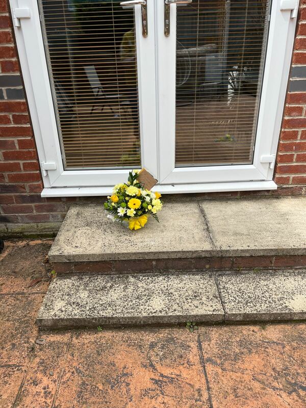 Flowers delivered to customer