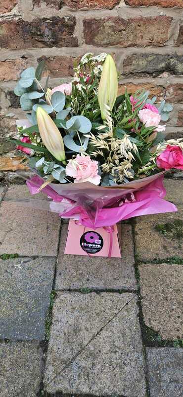 Flowers delivered to customer