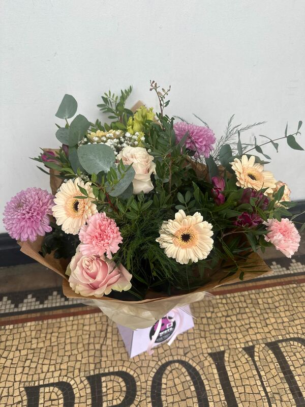 Flowers delivered to customer
