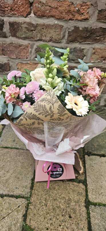 Flowers delivered to customer